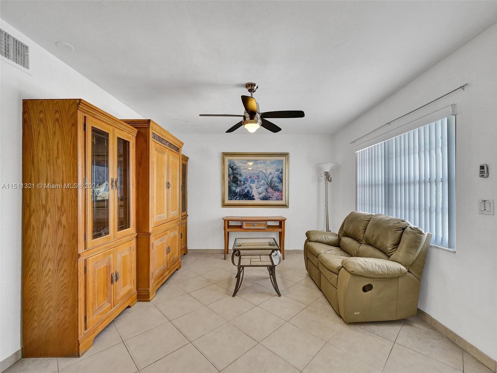 1100 Atlantic Shores Blvd Unit: 406