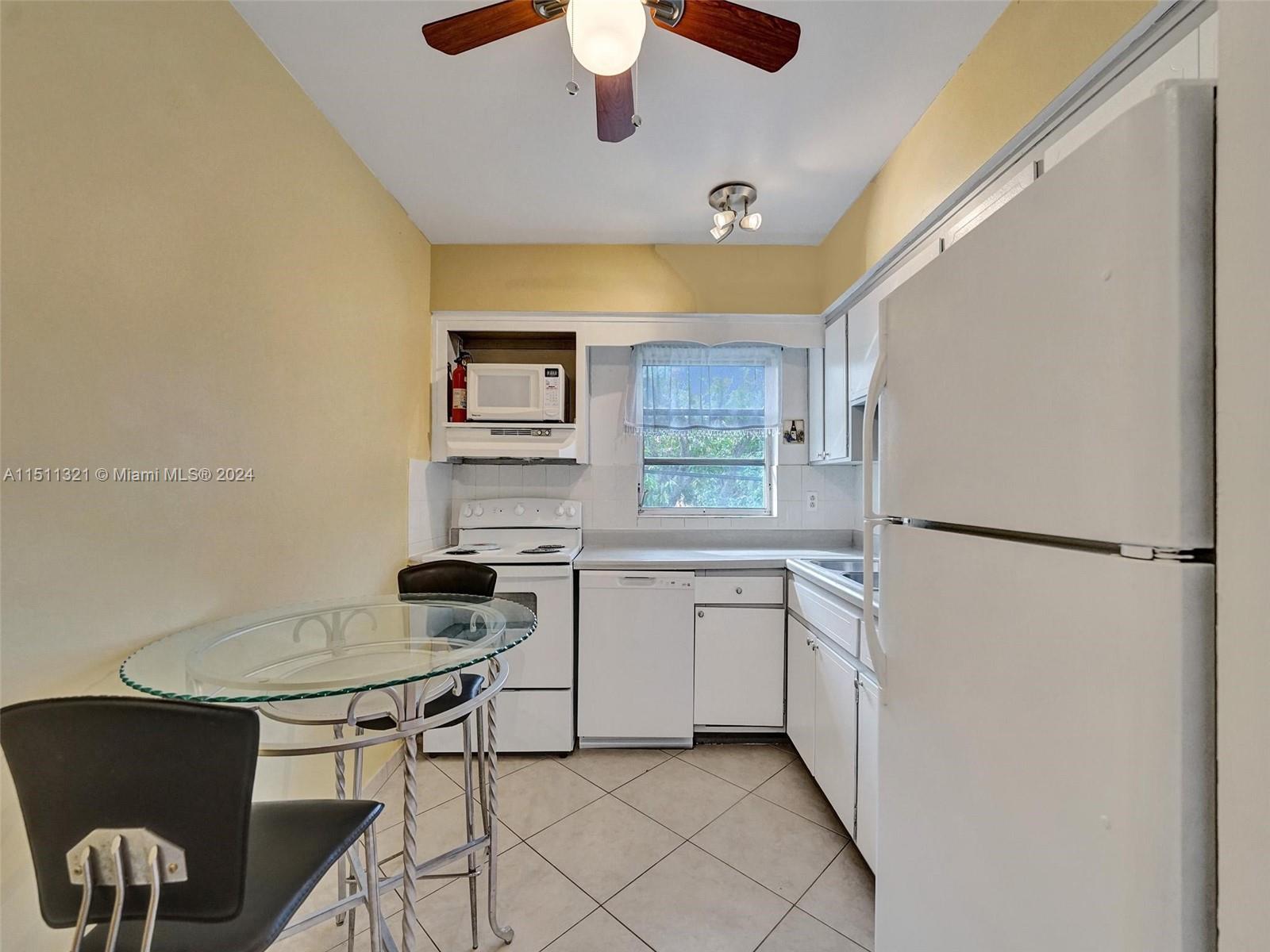 1100 Atlantic Shores Blvd Unit: 406