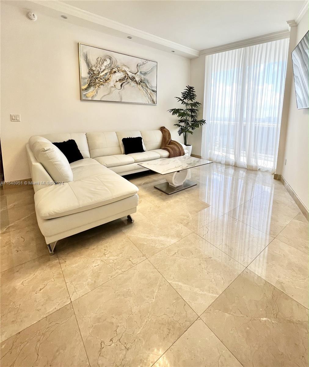 15901 Collins Ave # 2305