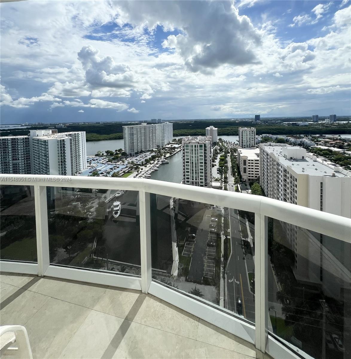 15901 Collins Ave # 2305