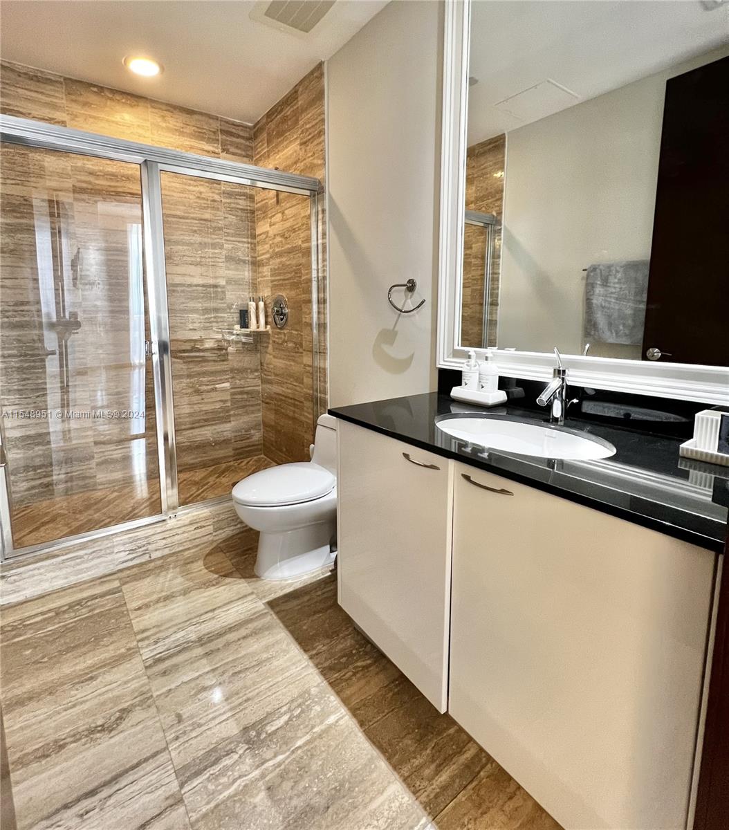 15901 Collins Ave # 2305
