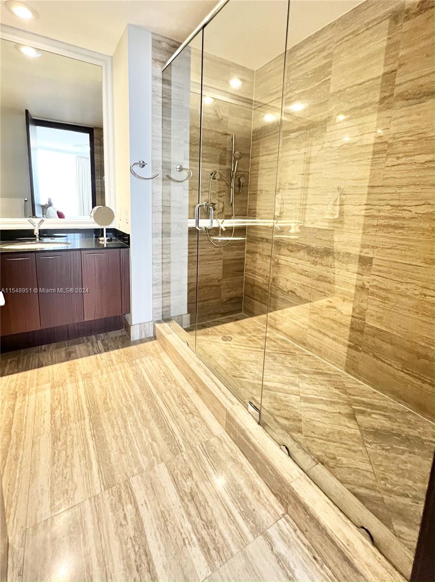 15901 Collins Ave # 2305