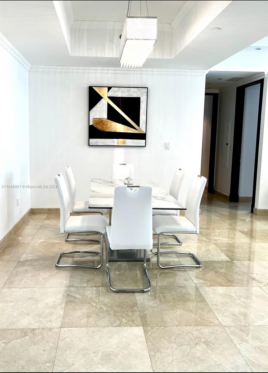 15901 Collins Ave # 2305
