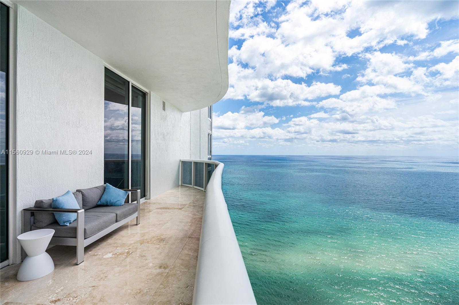 16001 Collins Ave # 3002