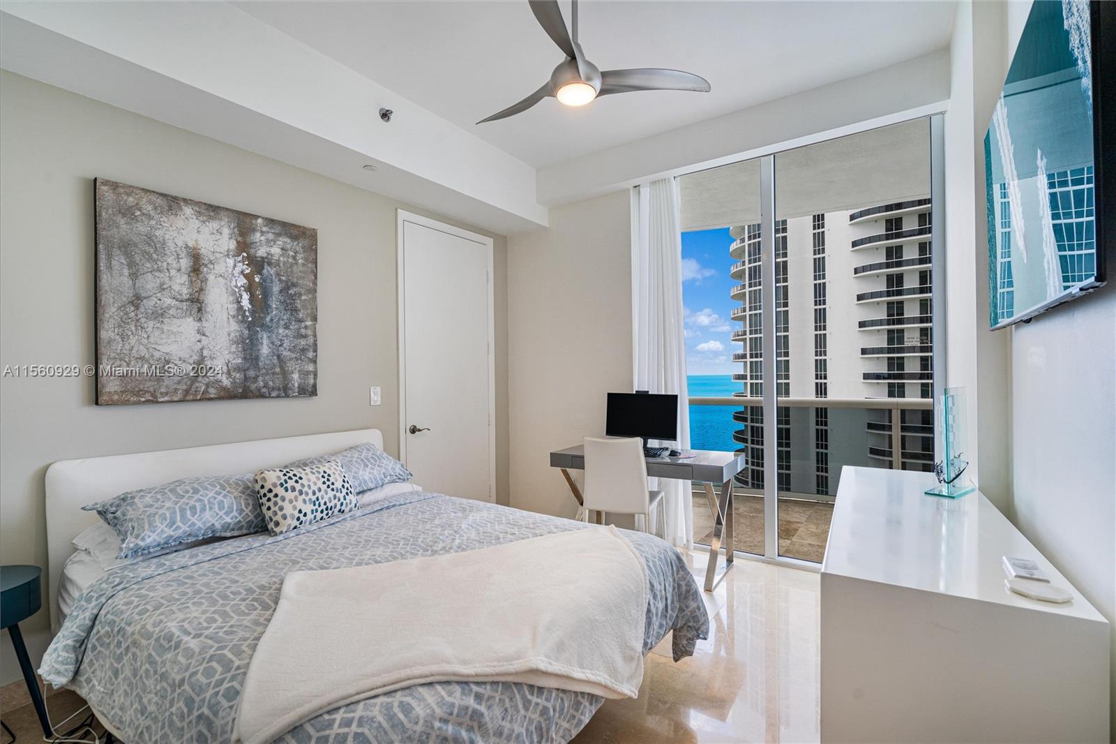 16001 Collins Ave # 3002