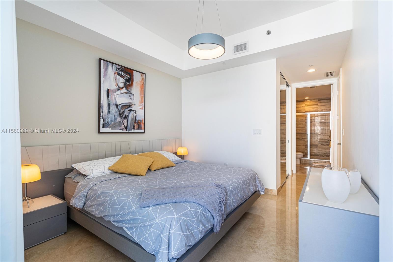 16001 Collins Ave # 3002