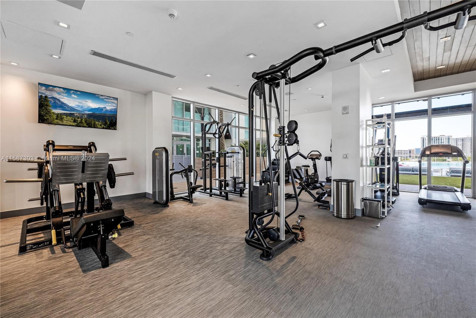 330 Sunny Isles Blvd # 506 Unit: 5-506