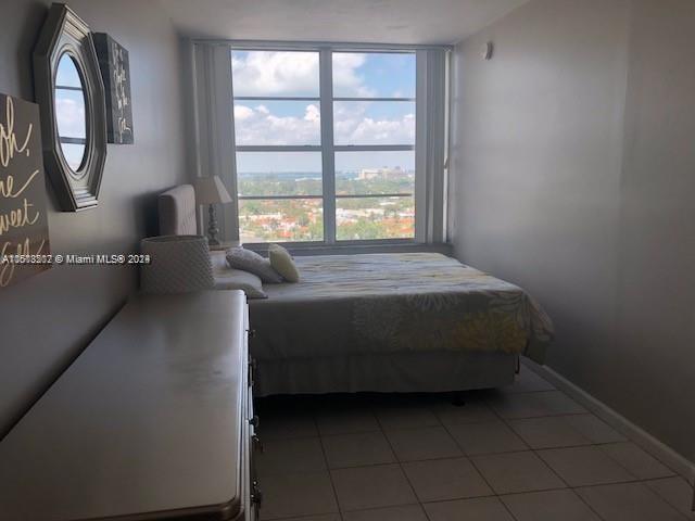 2899 COLLINS AV # 1644