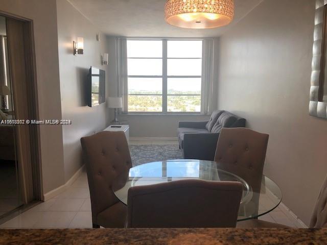 2899 COLLINS AV # 1644