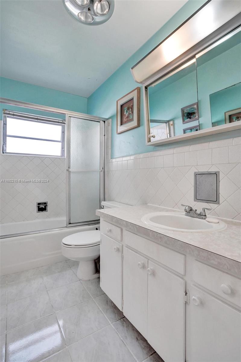 1050 Atlantic Shores Blvd # 110