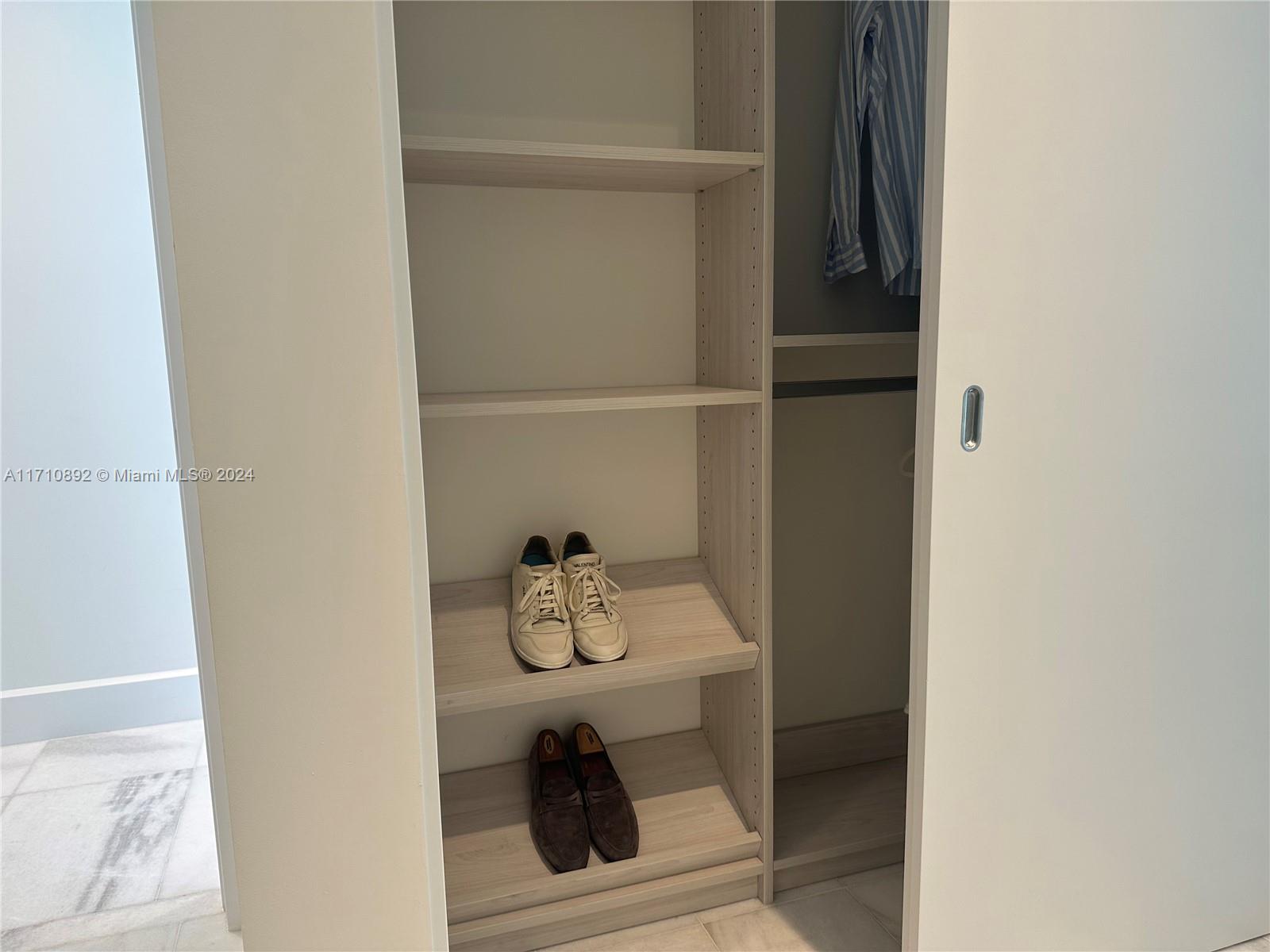 700 NE 26th Ter # 5506, Miami Unit: 5506