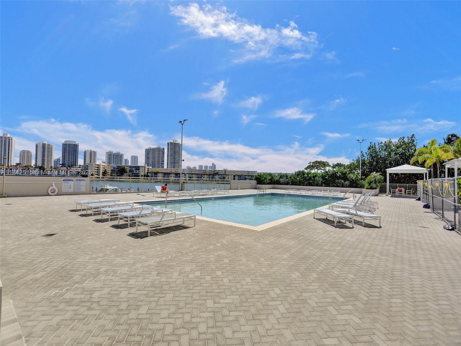 18011 Biscayne Blvd # 1904
