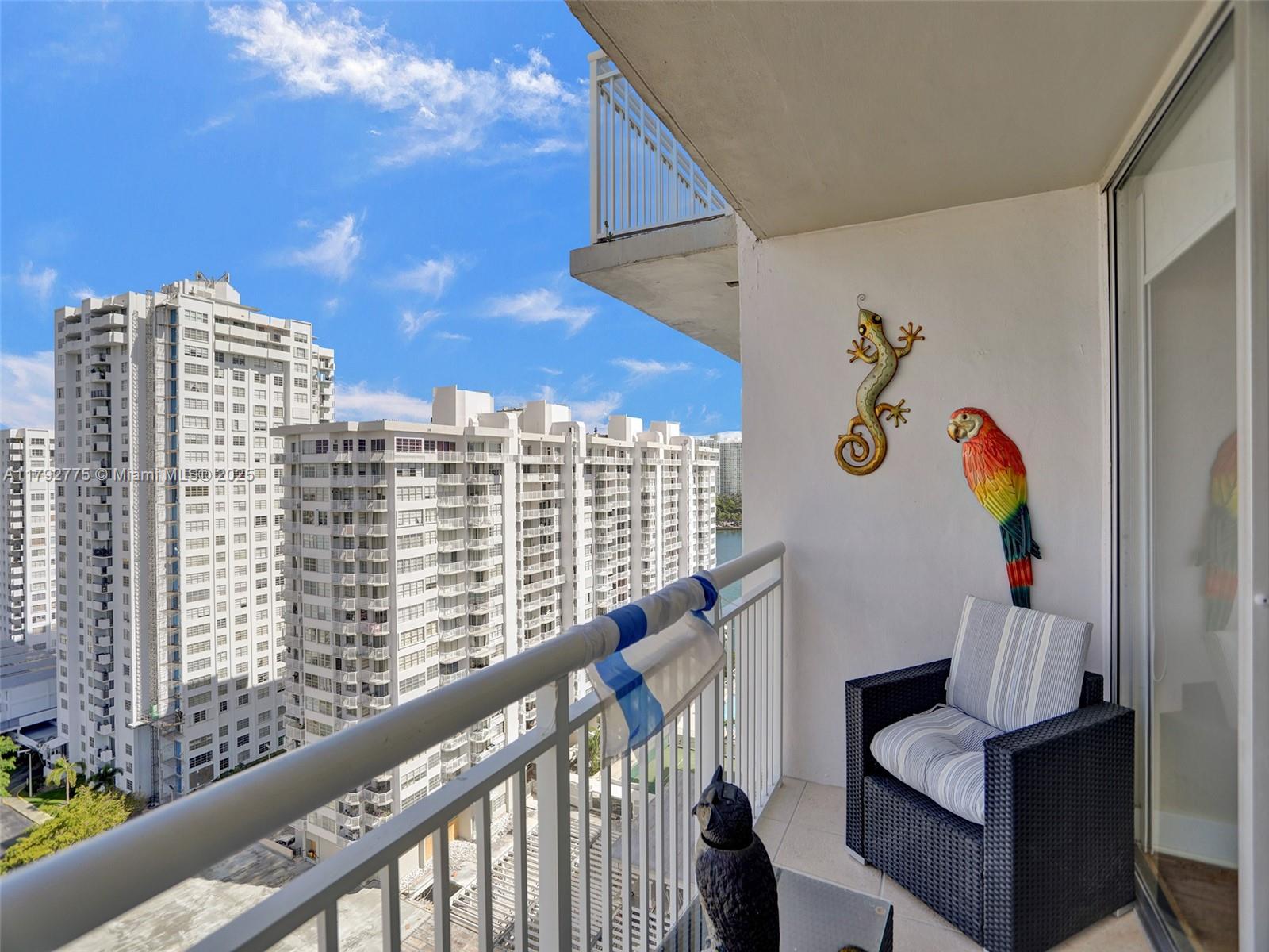 18011 Biscayne Blvd # 1904