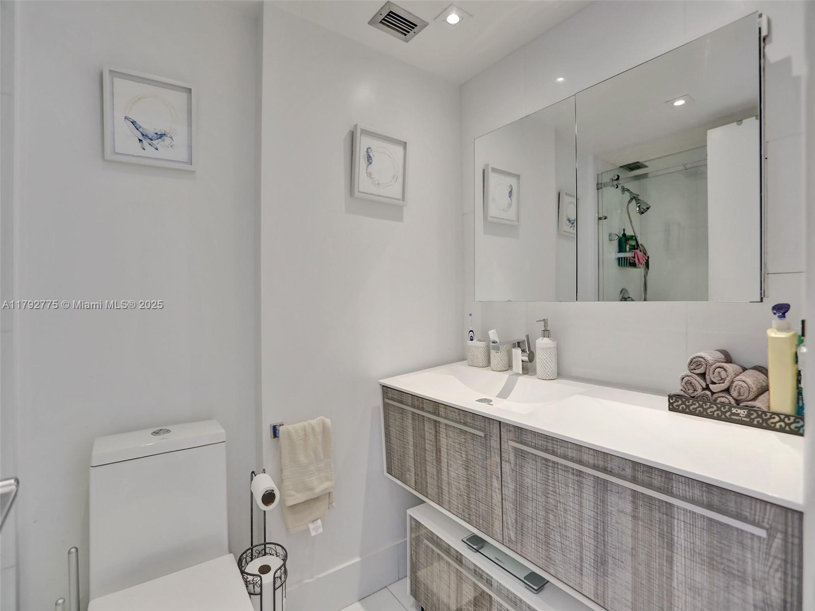 18011 Biscayne Blvd # 1904