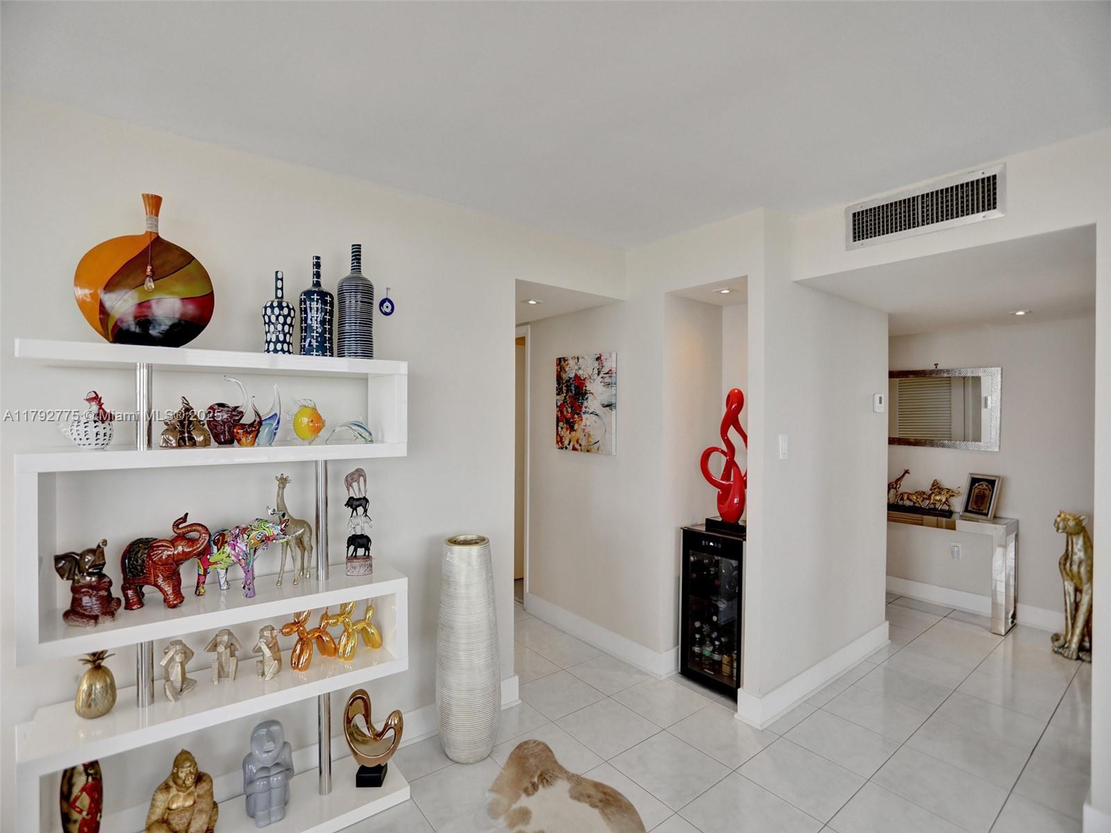 18011 Biscayne Blvd # 1904