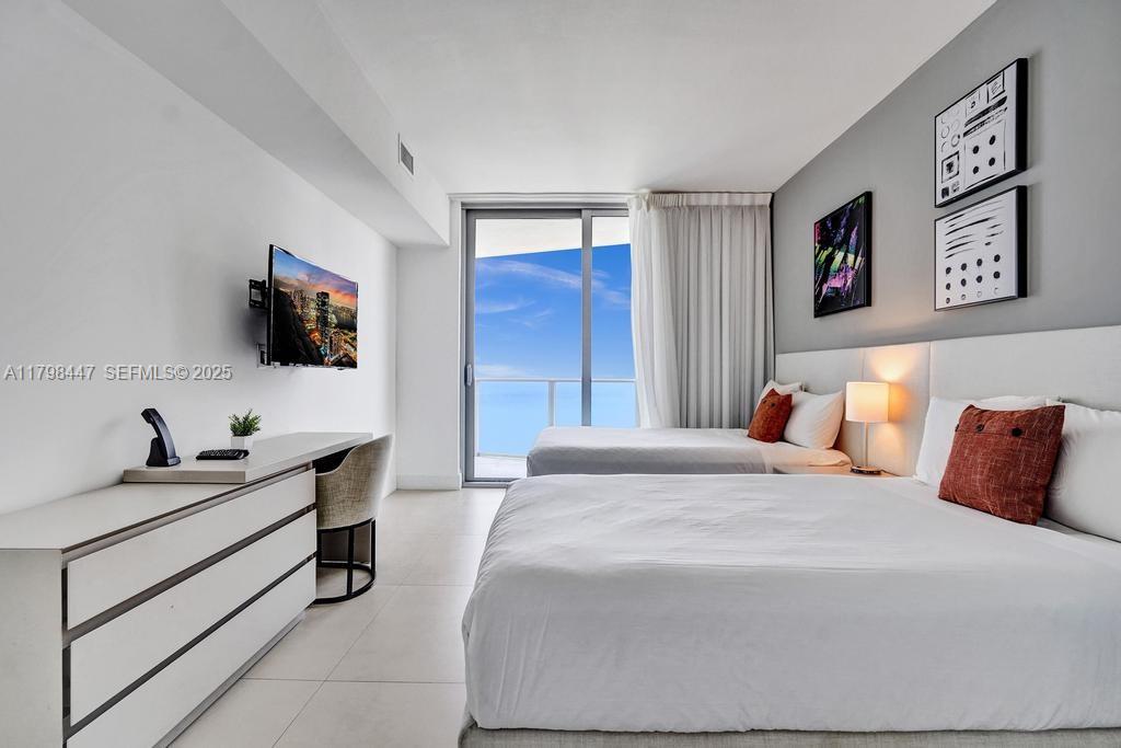 4111 S Ocean Dr # 2803