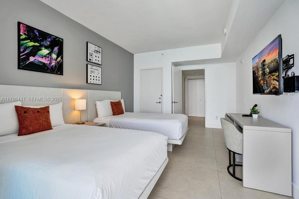 4111 S Ocean Dr # 2803
