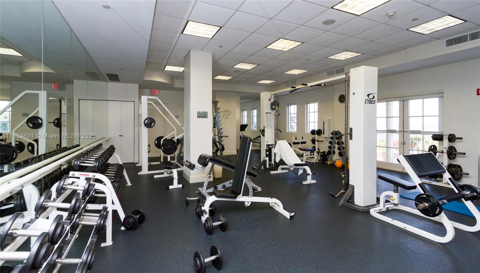 4775 Collins Ave # 1201