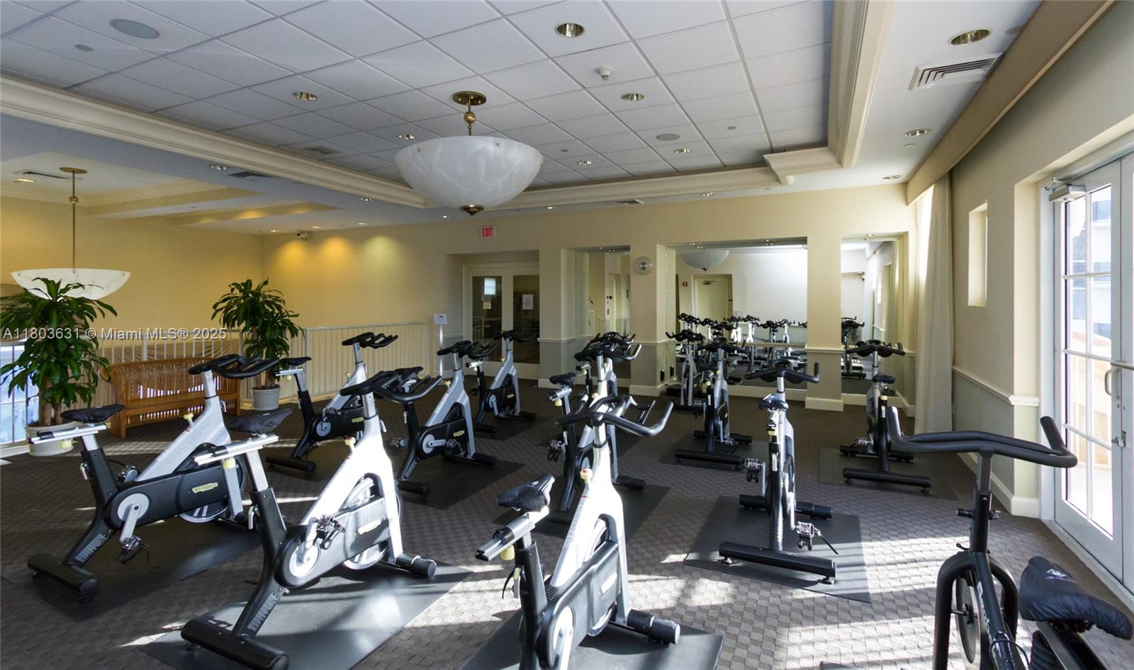 4775 Collins Ave # 1201