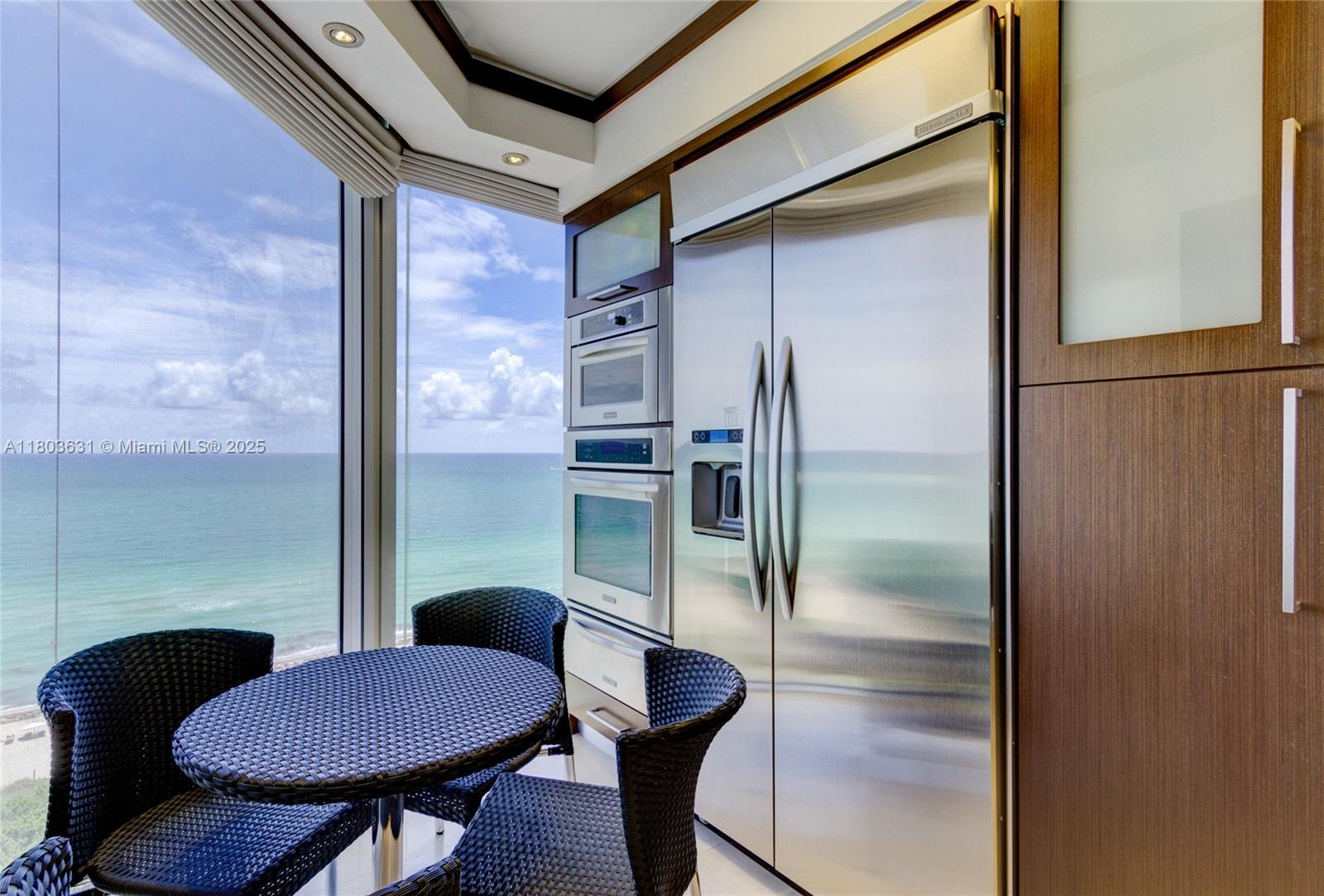 4775 Collins Ave # 1201