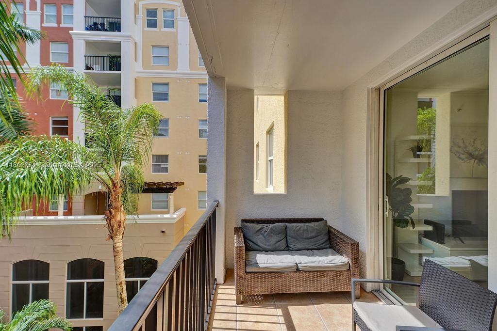 17100 N Bay Rd # 1511