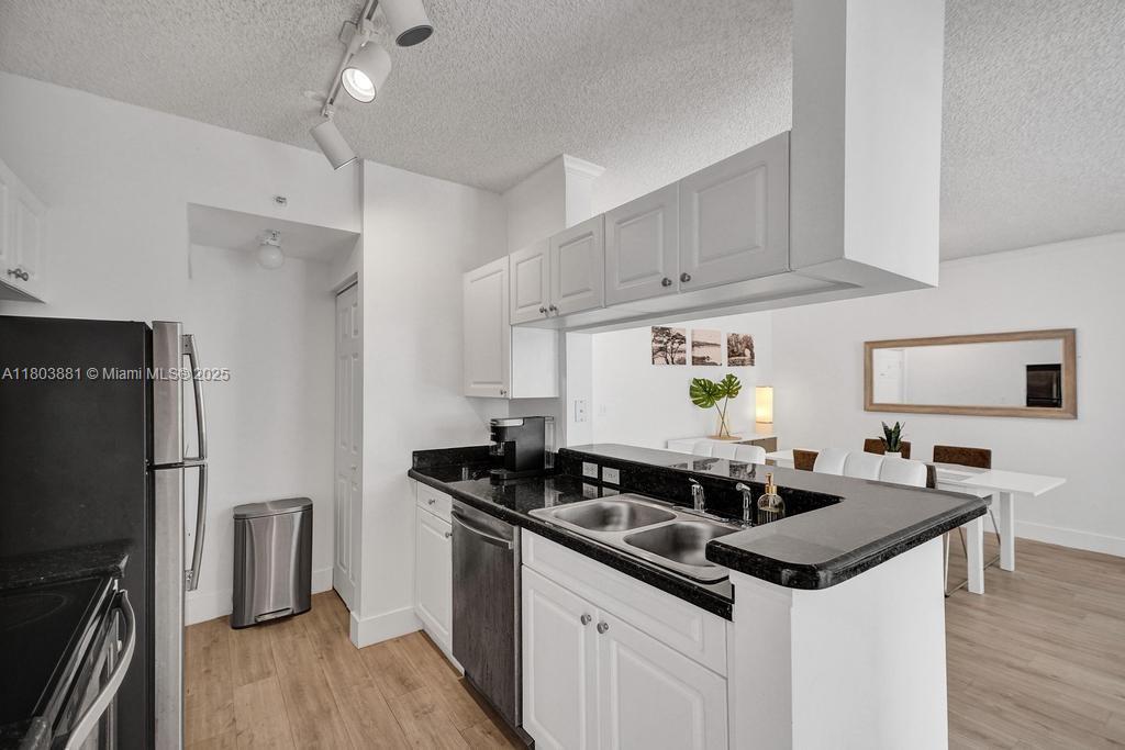 17100 N Bay Rd # 1511