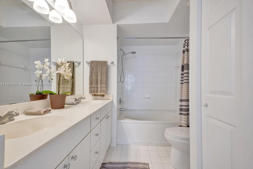 17100 N Bay Rd # 1511