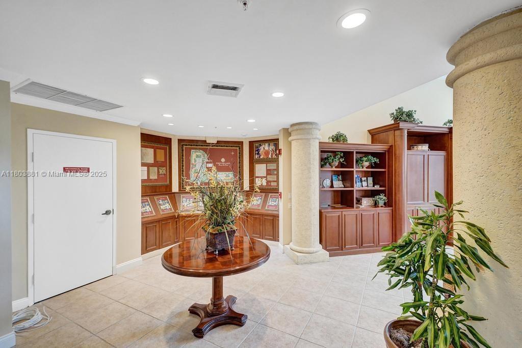 17100 N Bay Rd # 1511