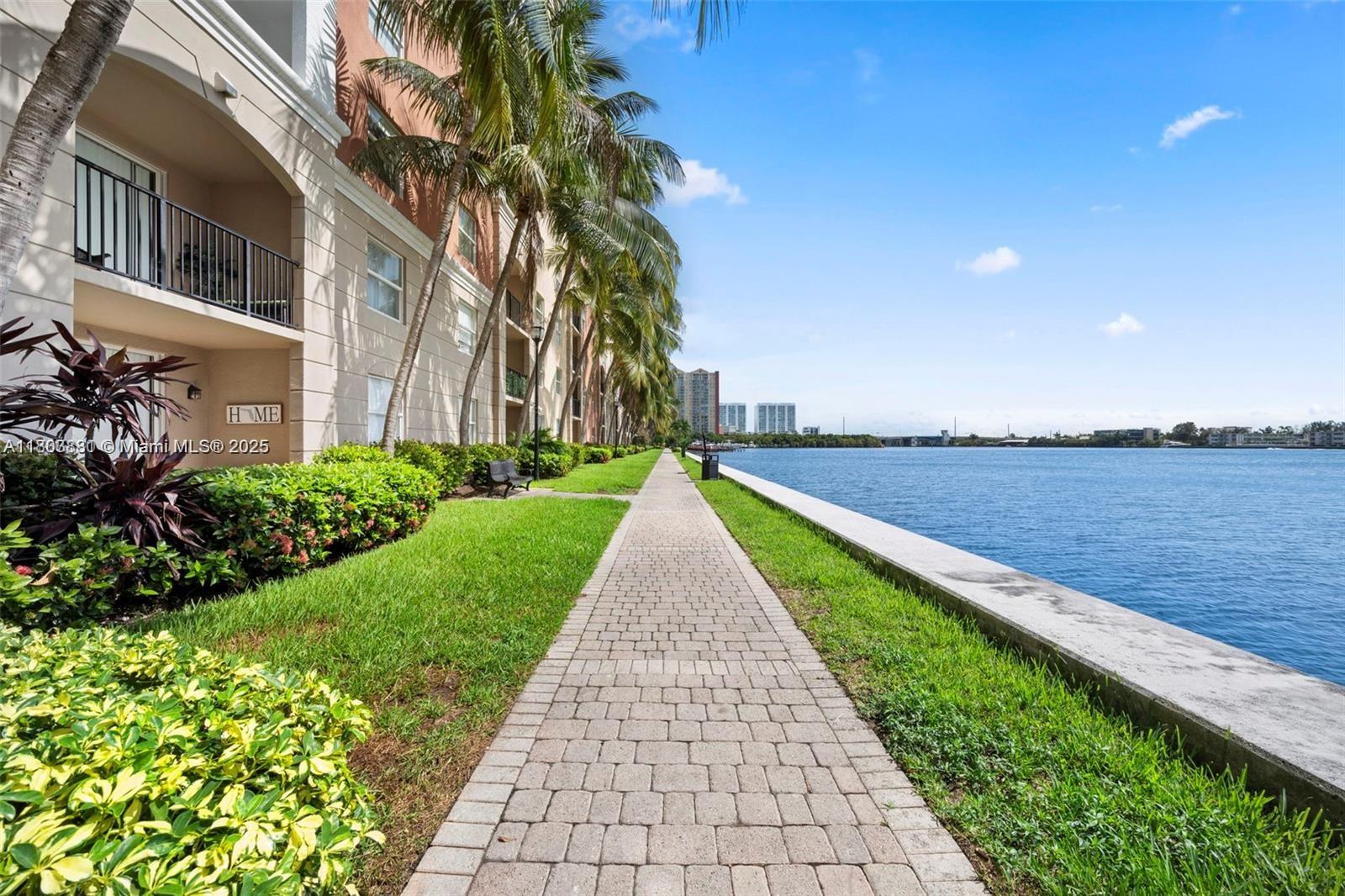 17100 N Bay Rd # 1511