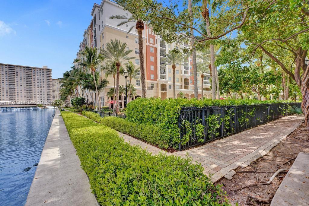 17100 N Bay Rd # 1511