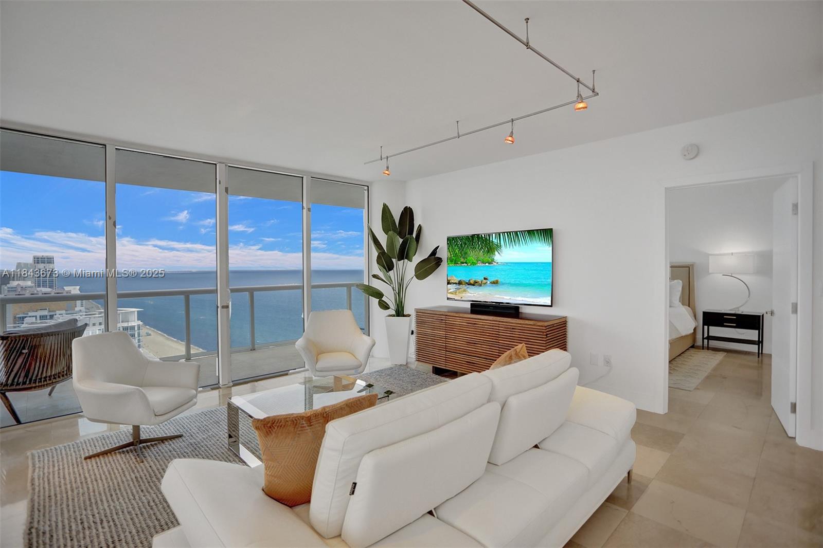 6365 Collins Ave # 3208