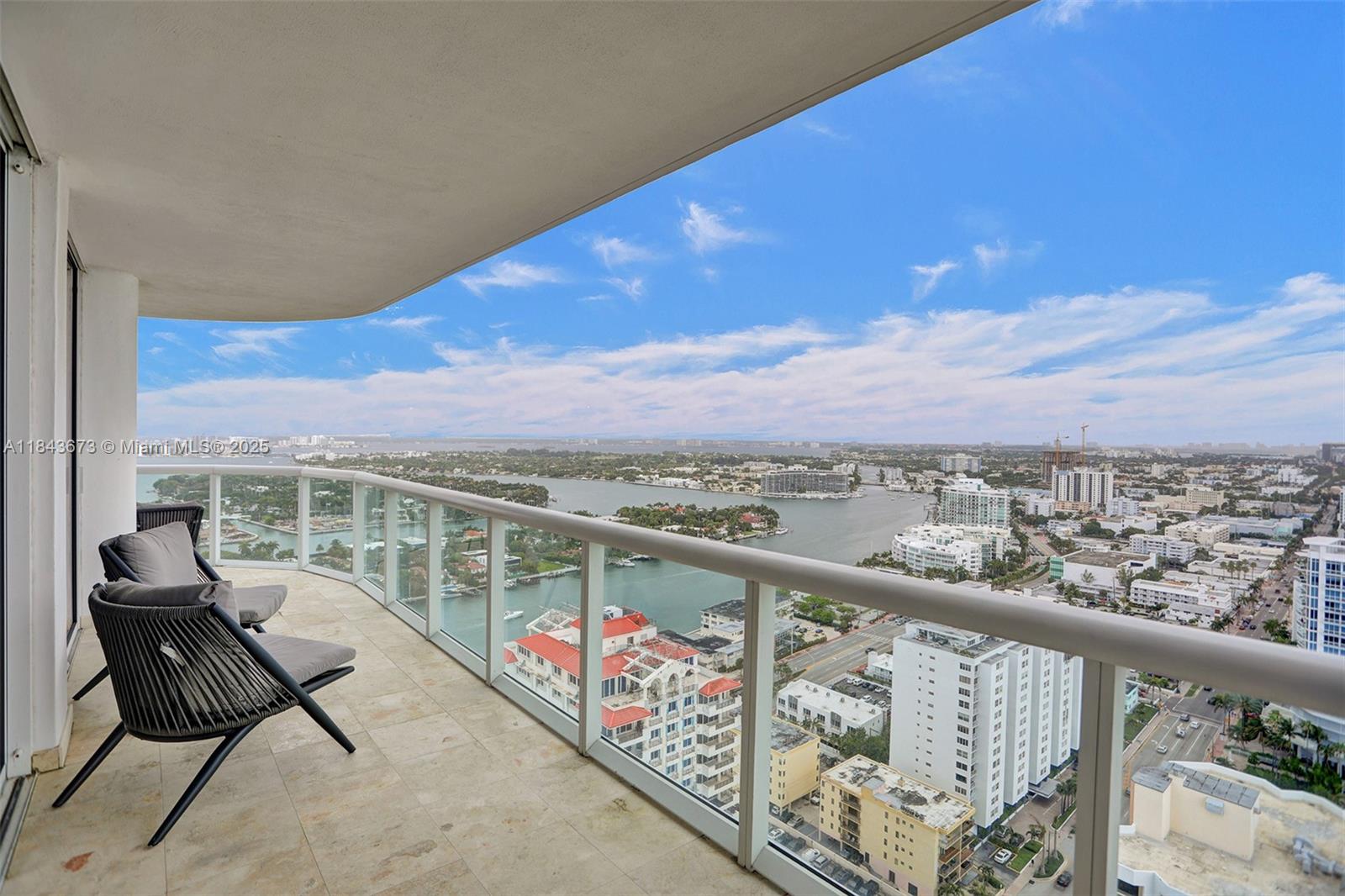 6365 Collins Ave # 3208