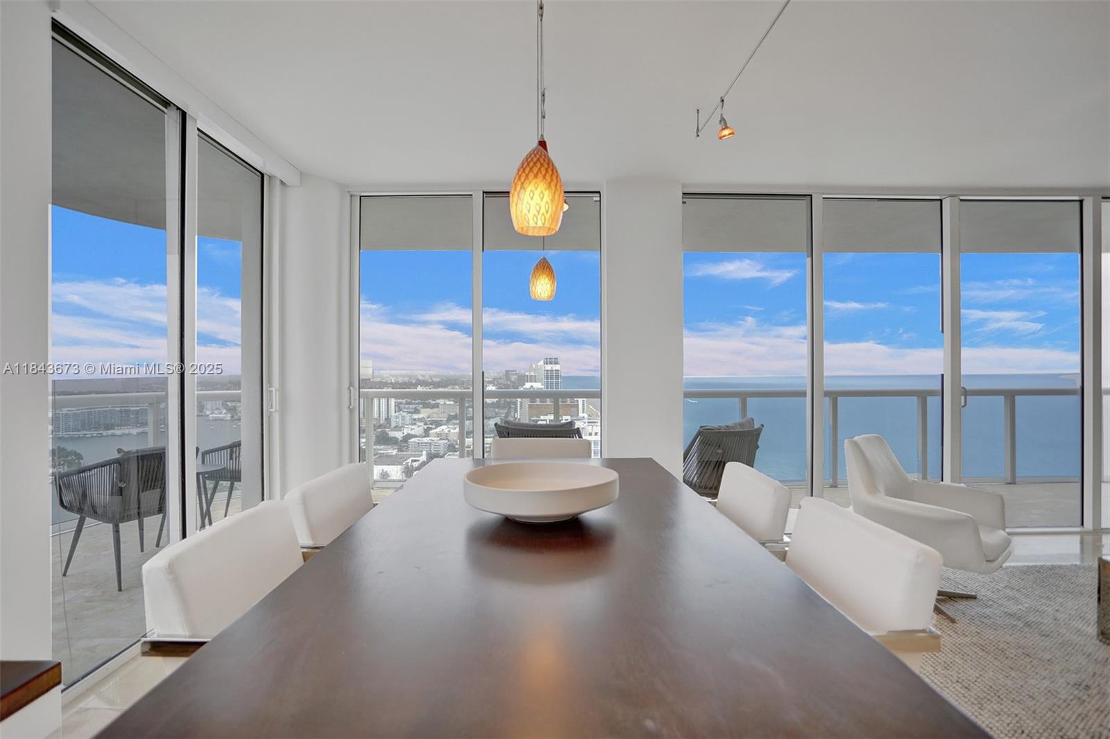 6365 Collins Ave # 3208