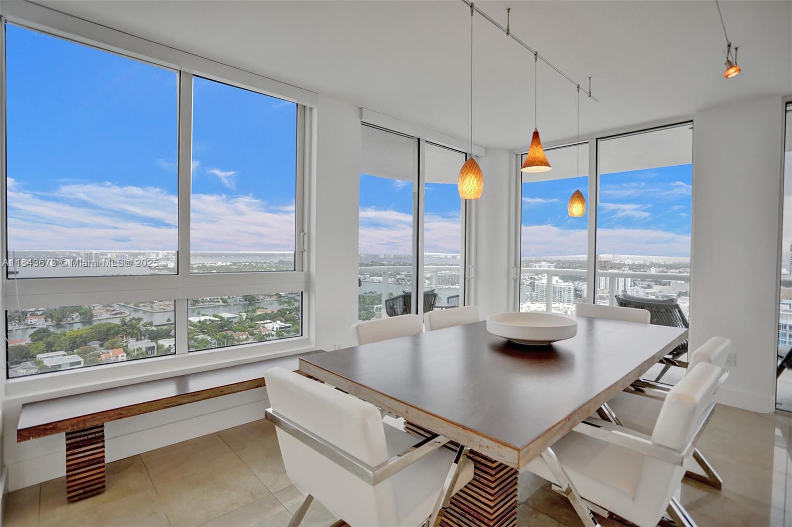 6365 Collins Ave # 3208