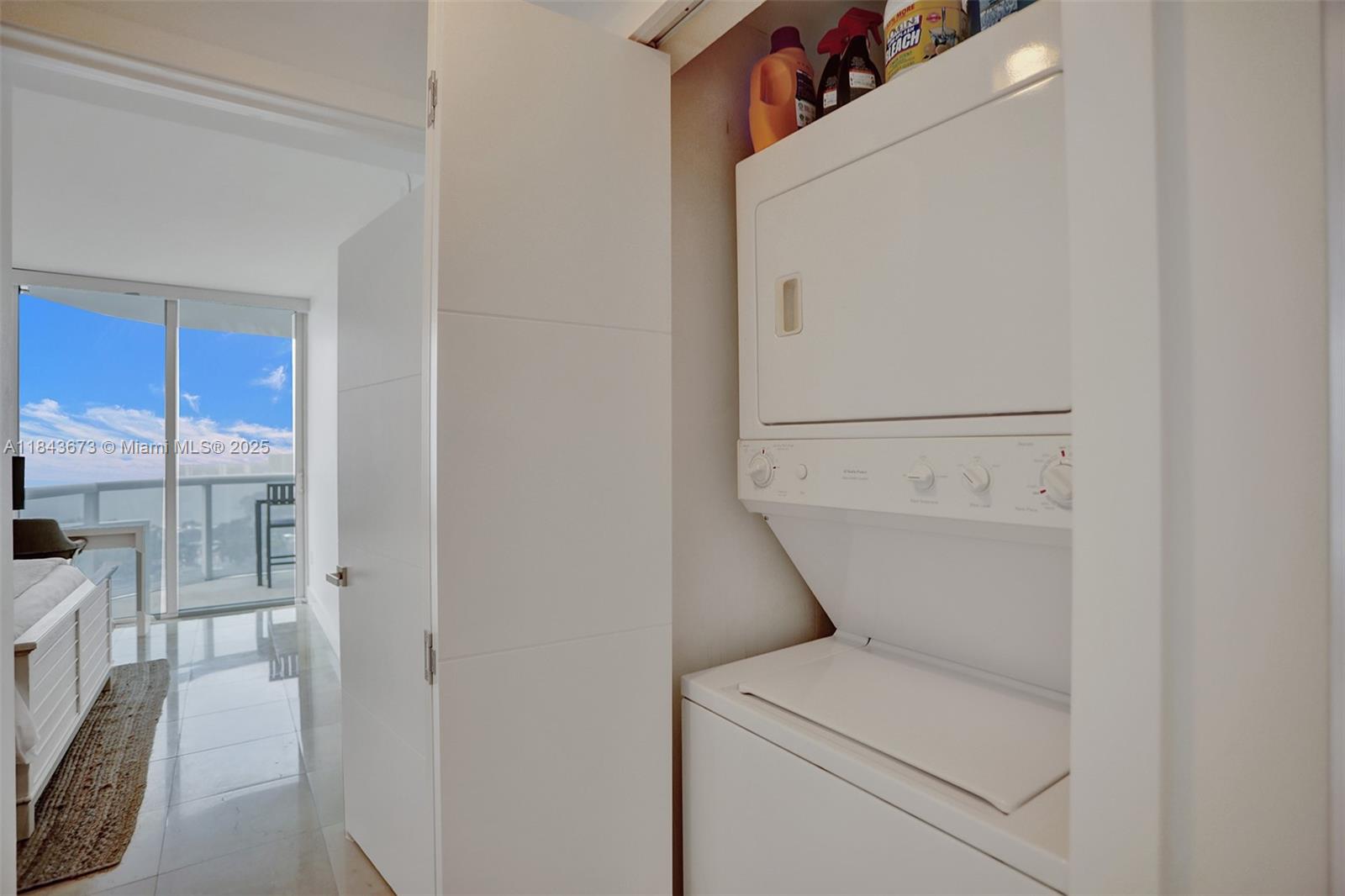 6365 Collins Ave # 3208