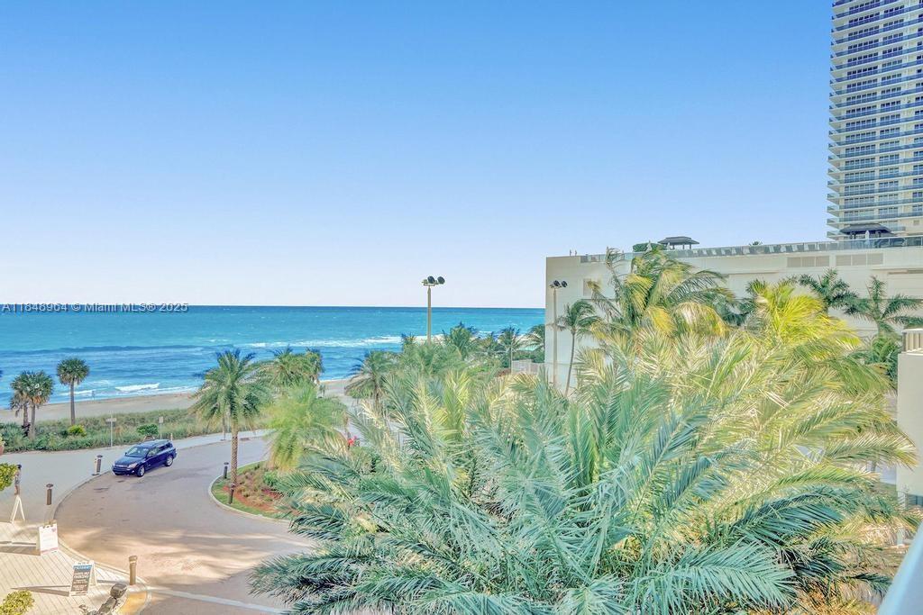 4111 S Ocean Drive # 304