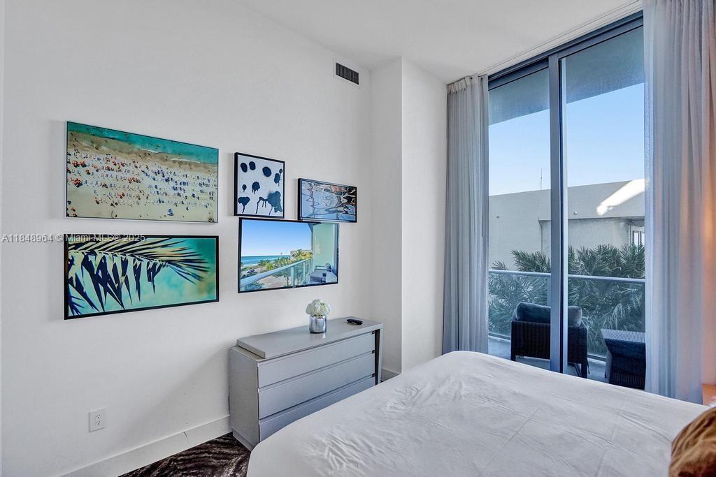 4111 S Ocean Drive # 304