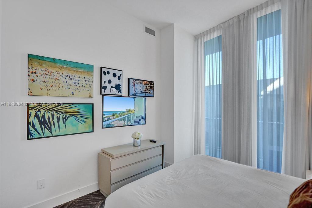 4111 S Ocean Drive # 304