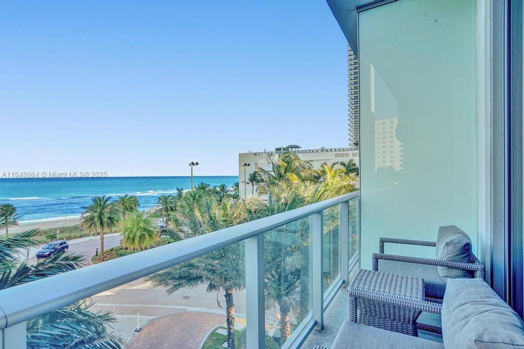 4111 S Ocean Drive # 304