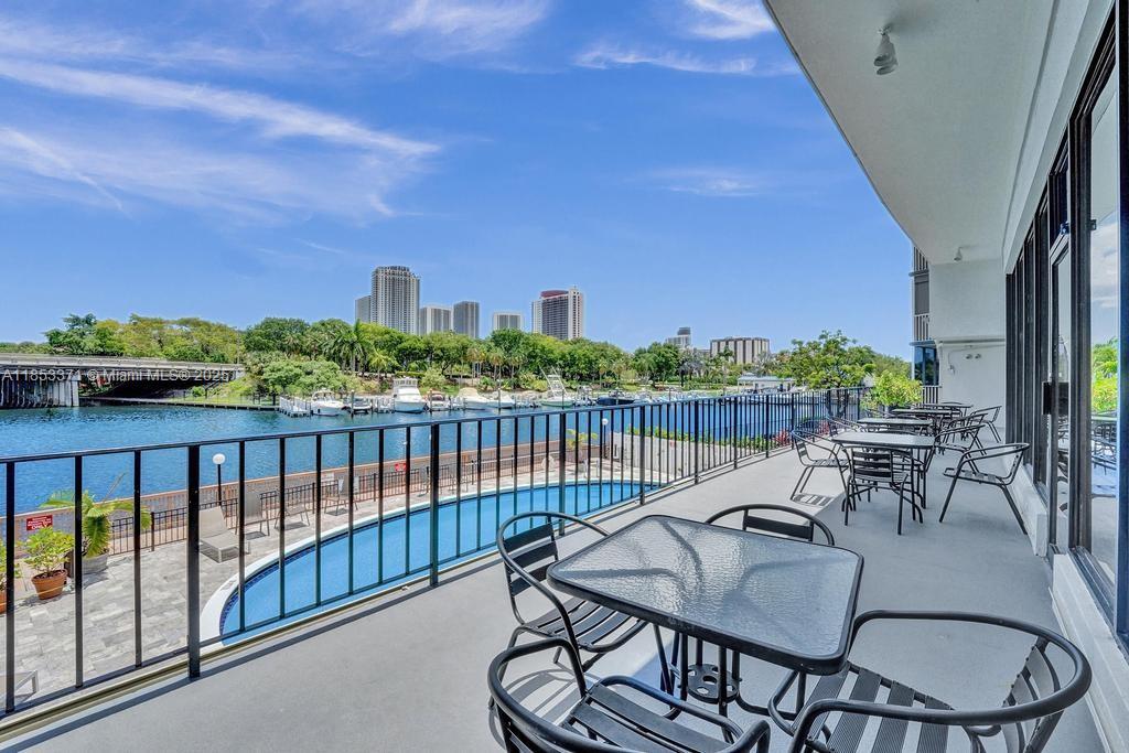 200 Diplomat Pkwy # 423