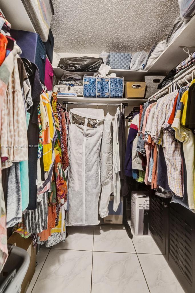 200 Diplomat Pkwy # 423