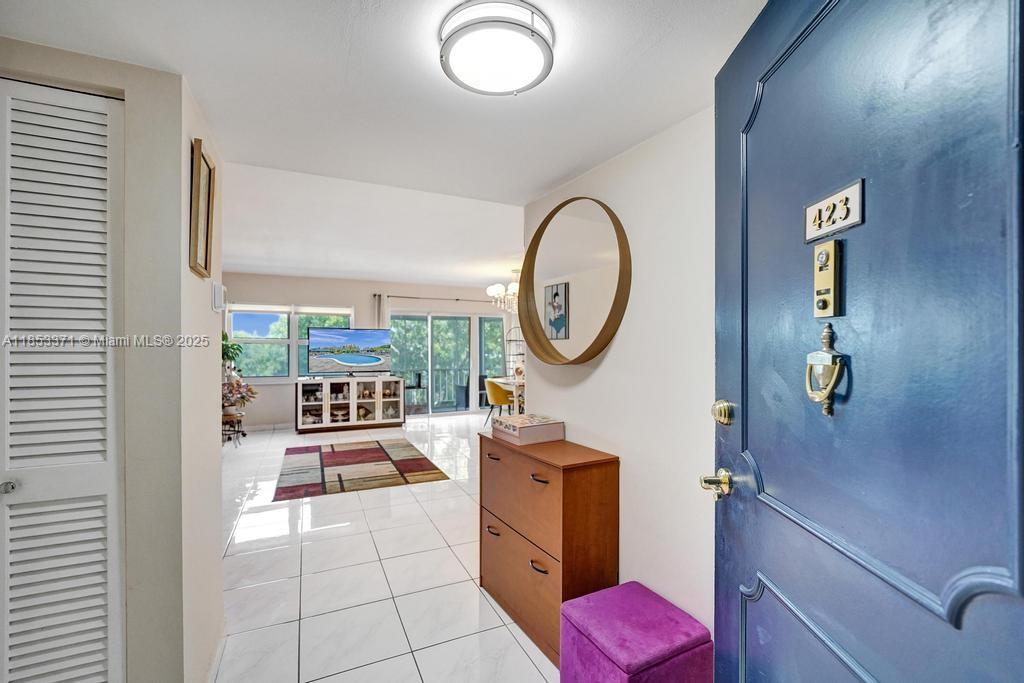 200 Diplomat Pkwy # 423