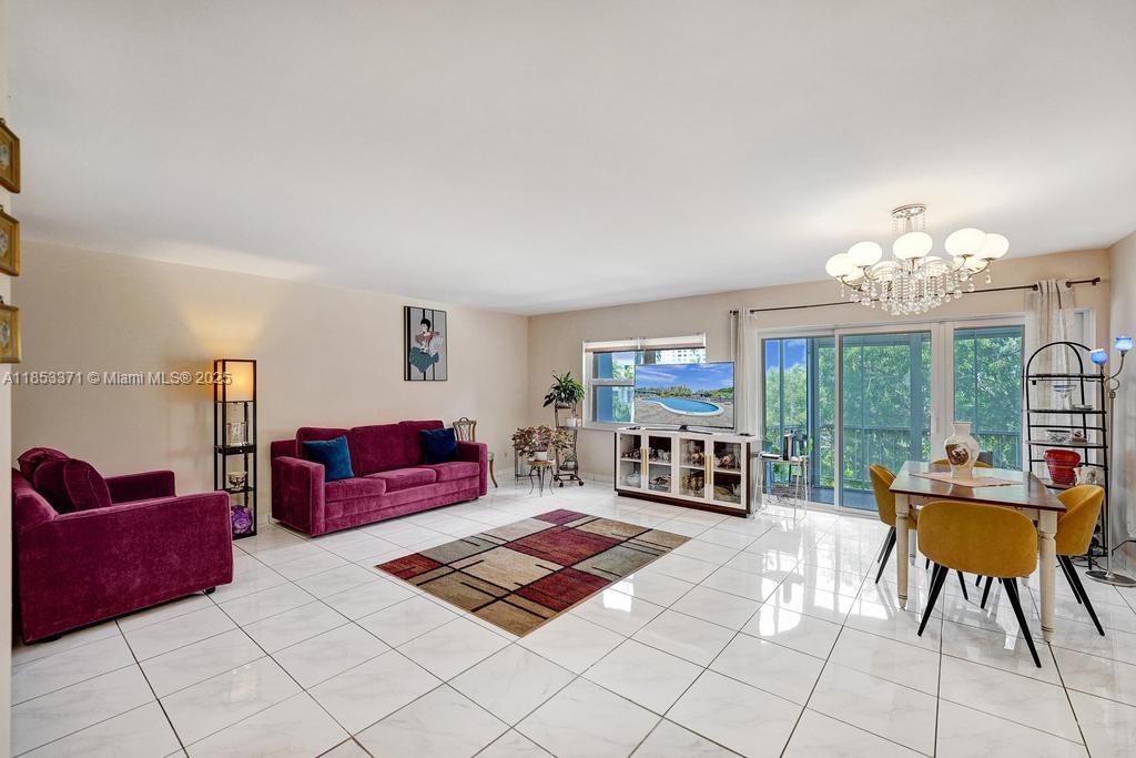 200 Diplomat Pkwy # 423