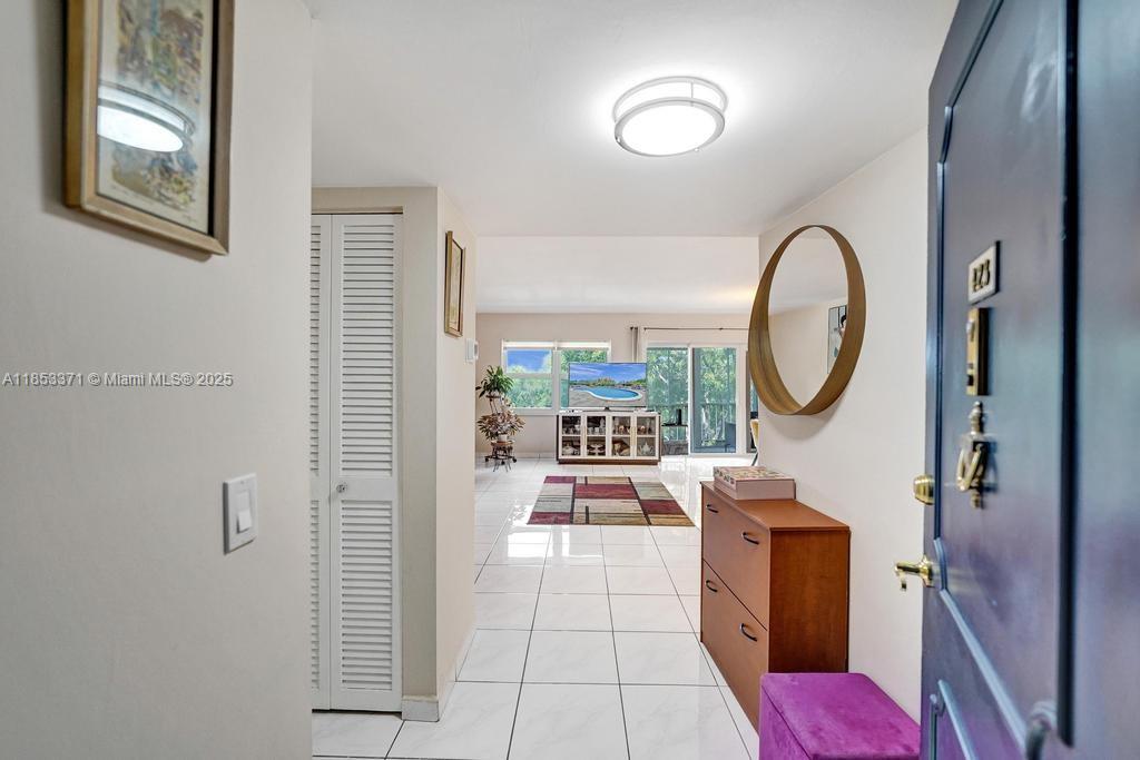 200 Diplomat Pkwy # 423