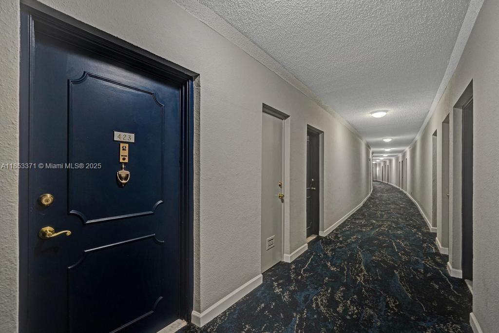 200 Diplomat Pkwy # 423