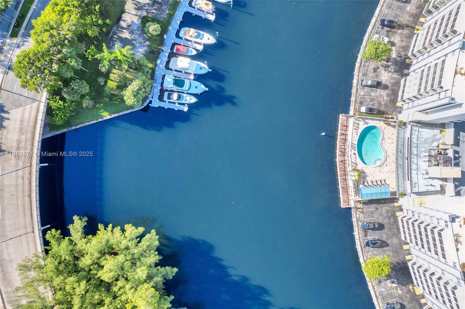 200 Diplomat Pkwy # 423