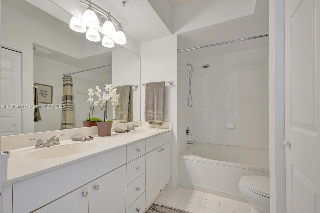 17100 N Bay Rd # 1511