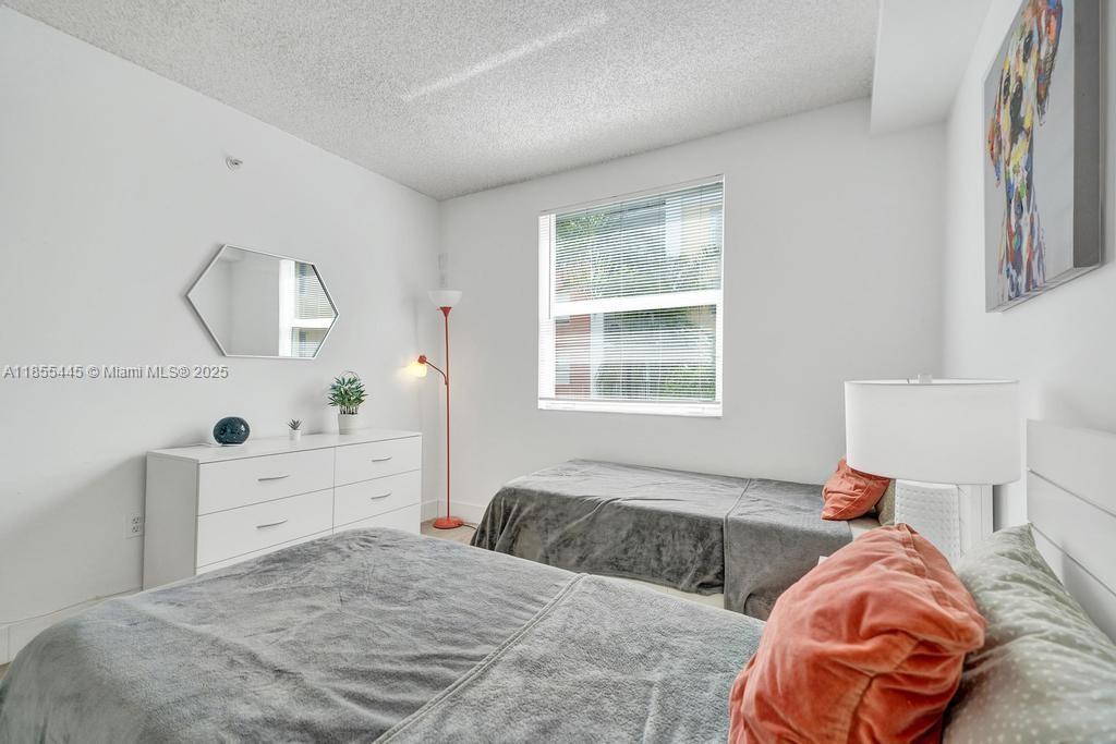 17100 N Bay Rd # 1511