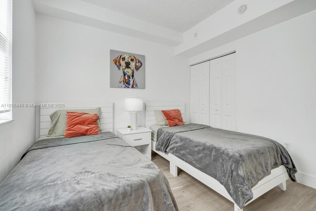 17100 N Bay Rd # 1511