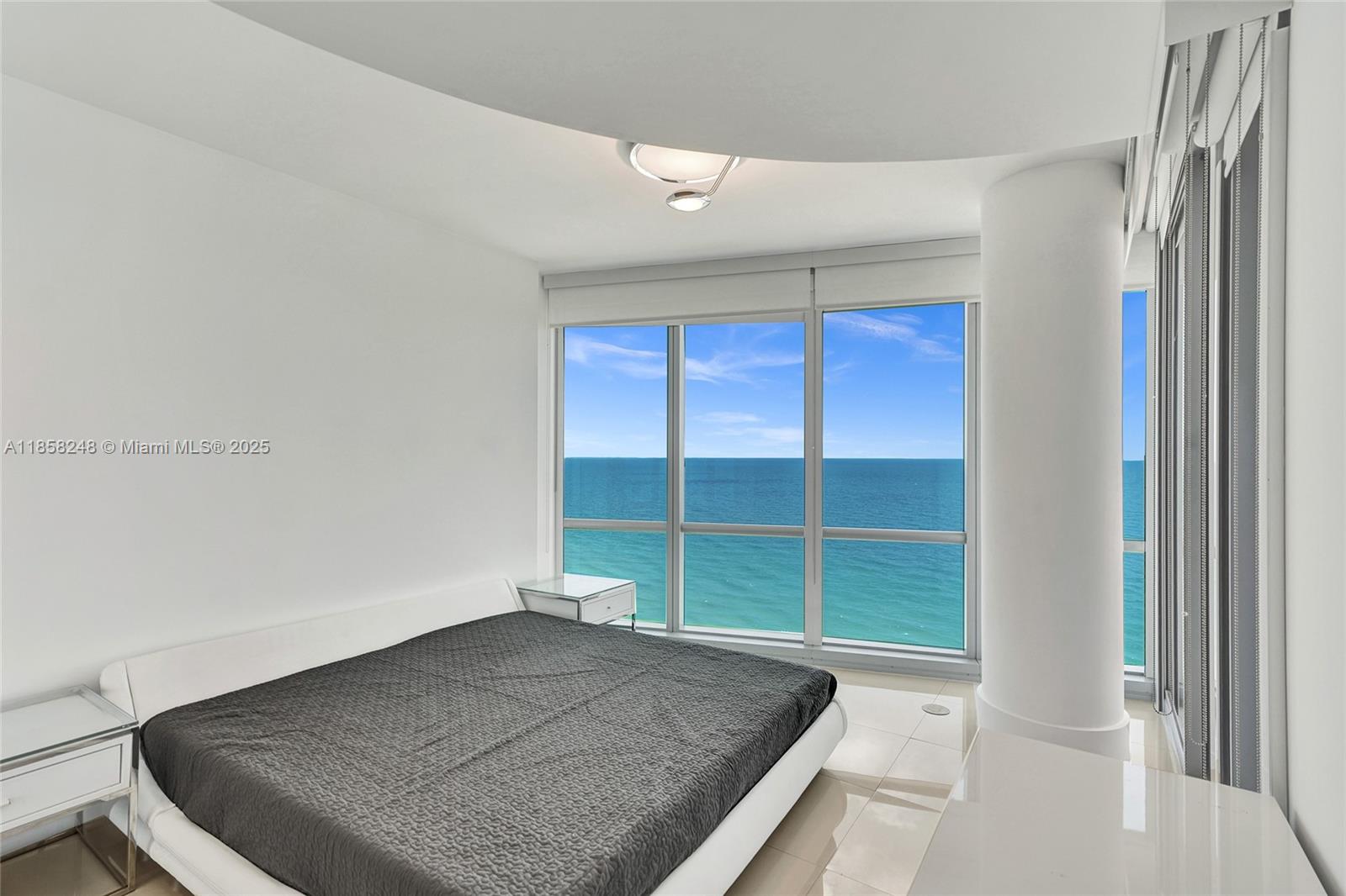17121 Collins Ave # 2003